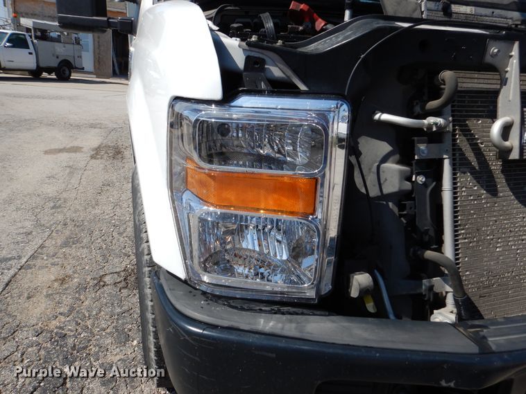 image for item EK9197 2008 Ford F350 XL Super Duty utility bed pickup truck