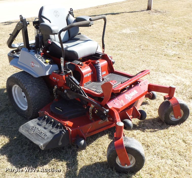 image for item EM9928 2017 Exmark Lazer Z E Series ZTR lawn mower