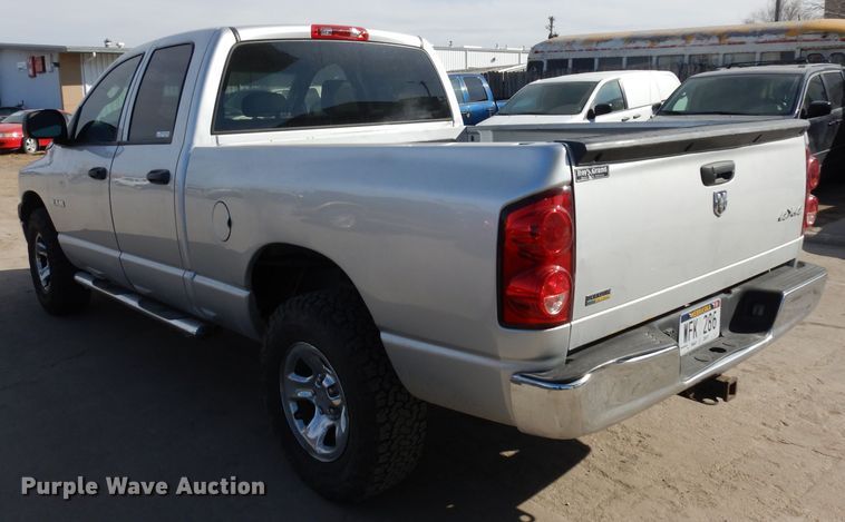 image for item ER9939 2008 Dodge Ram 1500 Quad Cab pickup truck