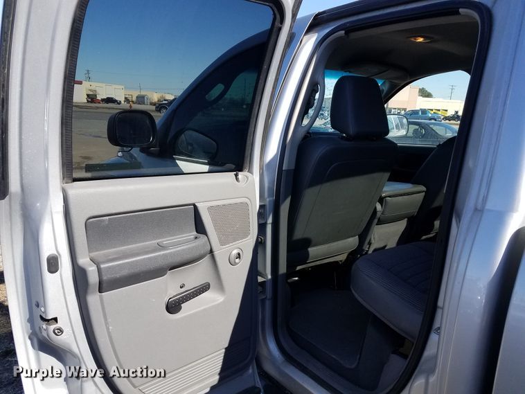 image for item ER9939 2008 Dodge Ram 1500 Quad Cab pickup truck