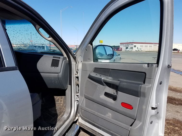 image for item ER9939 2008 Dodge Ram 1500 Quad Cab pickup truck