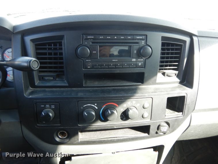 image for item ER9939 2008 Dodge Ram 1500 Quad Cab pickup truck