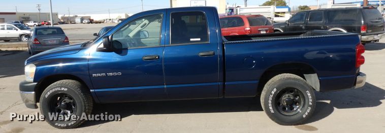 image for item ER9941 2007 Dodge Ram 1500 Quad Cab pickup truck