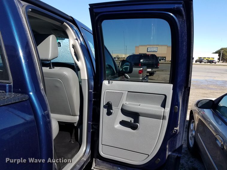 image for item ER9941 2007 Dodge Ram 1500 Quad Cab pickup truck