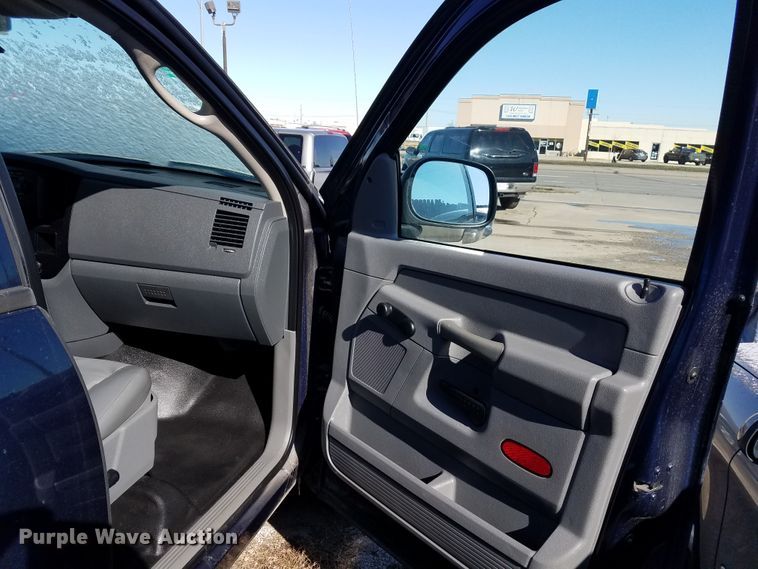 image for item ER9941 2007 Dodge Ram 1500 Quad Cab pickup truck