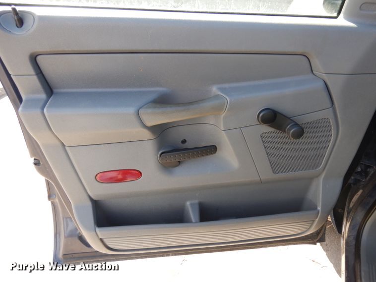 image for item ER9941 2007 Dodge Ram 1500 Quad Cab pickup truck