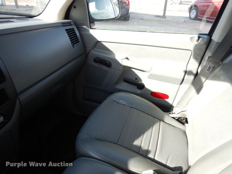 image for item ER9941 2007 Dodge Ram 1500 Quad Cab pickup truck