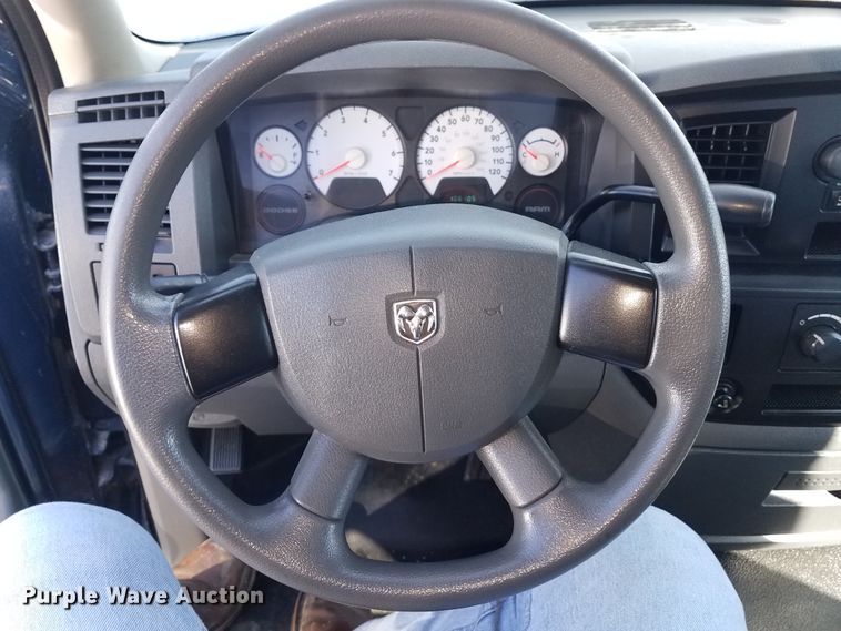 image for item ER9941 2007 Dodge Ram 1500 Quad Cab pickup truck