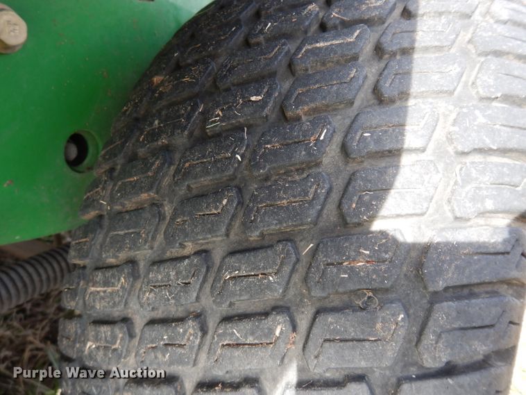 image for item FD9908 2010 John Deere Z520A ZTR lawn mower