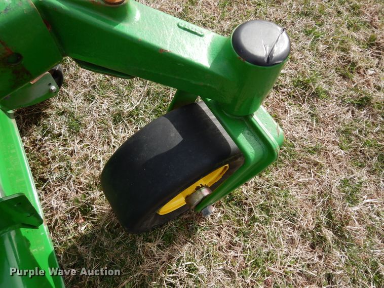 image for item FD9908 2010 John Deere Z520A ZTR lawn mower