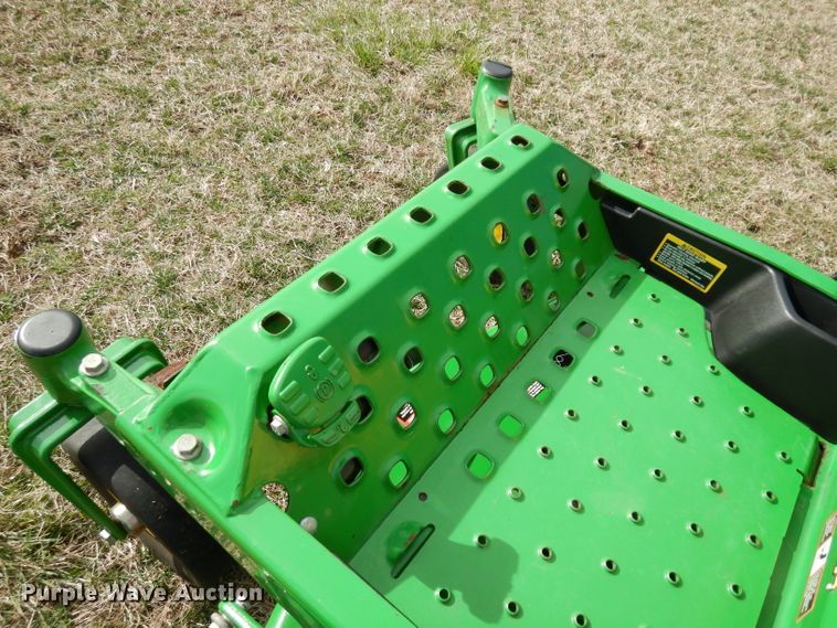 image for item FD9908 2010 John Deere Z520A ZTR lawn mower