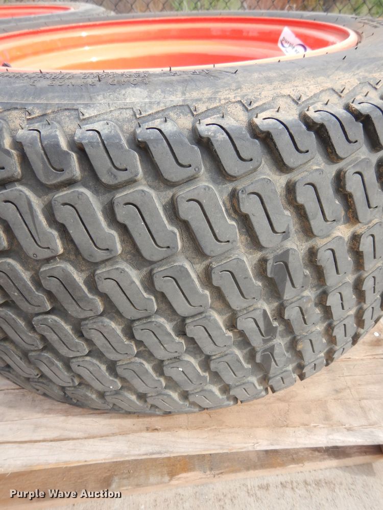 image for item FU9772 (4) Kubota ZD1211 tires and wheels