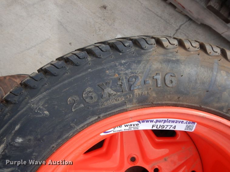 image for item FU9774 (4) Kubota ZD1211 tires and wheels