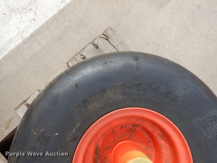 image for item FU9777 (4) Kubota ZD1211 tires and wheels