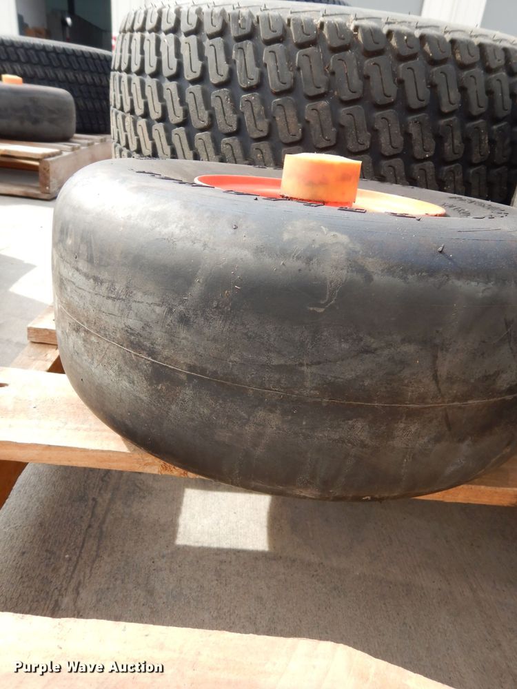 image for item FU9779 (4) Kubota ZD1211 tires and wheels