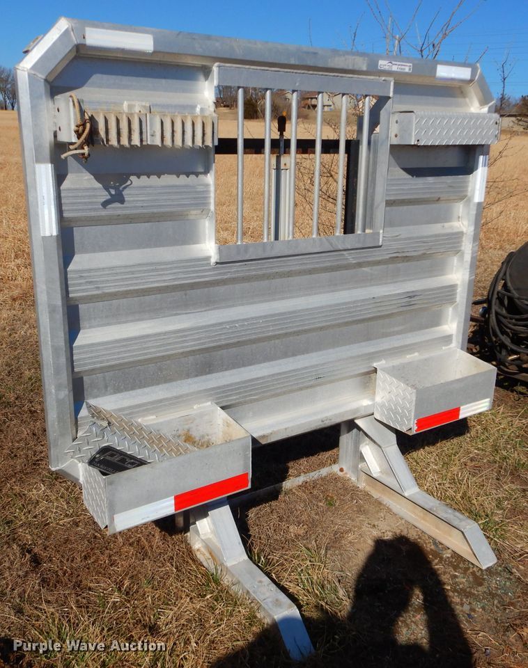 image for item FY9095 Protech aluminum headache rack