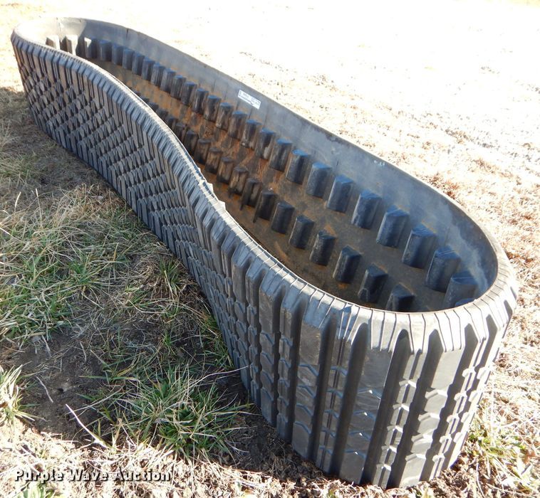 image for item FY9096 SAV 18"W rubber track