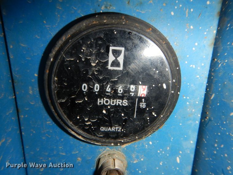 image for item FY9111 2005 Genie GS2032 scissor lift