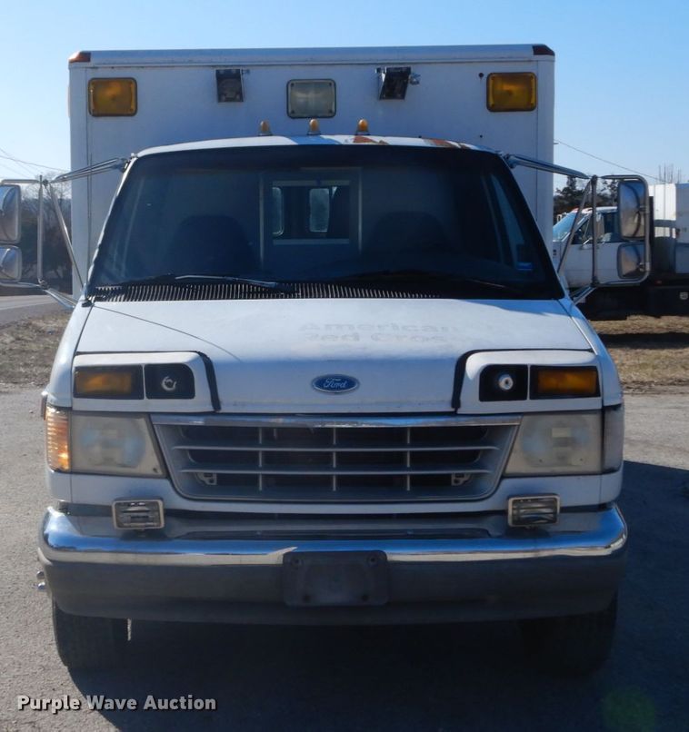 image for item GB9788 1993 Ford Econoline E350 ambulance