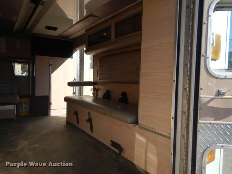 image for item GB9788 1993 Ford Econoline E350 ambulance