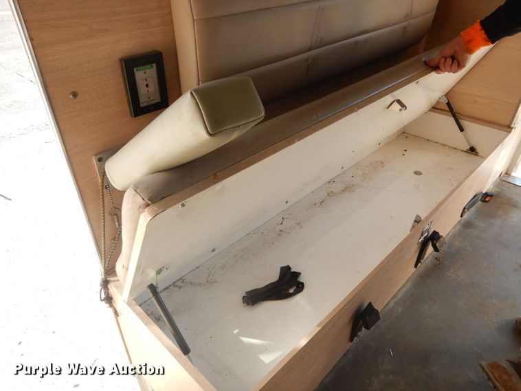 image for item GB9788 1993 Ford Econoline E350 ambulance