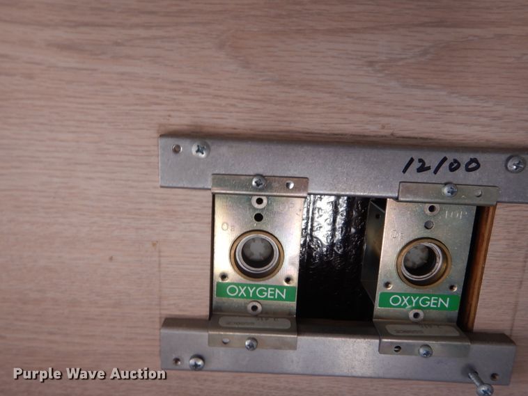 image for item GB9788 1993 Ford Econoline E350 ambulance