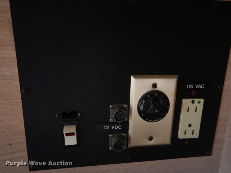 image for item GB9788 1993 Ford Econoline E350 ambulance