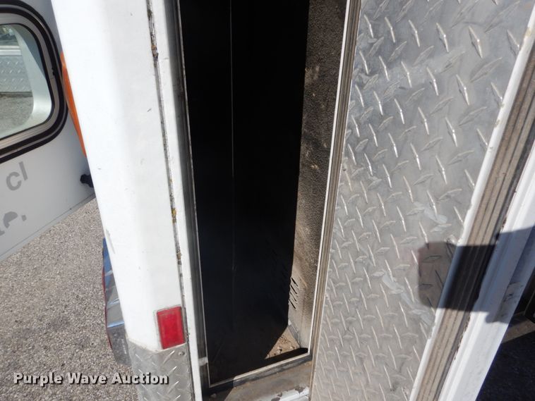 image for item GB9788 1993 Ford Econoline E350 ambulance