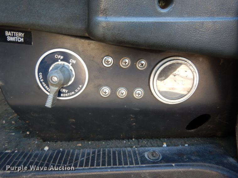 image for item GB9788 1993 Ford Econoline E350 ambulance