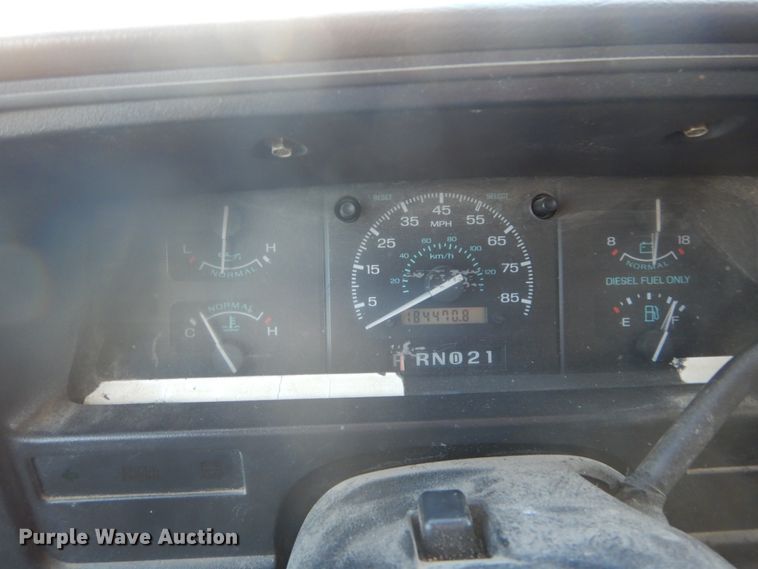 image for item GB9788 1993 Ford Econoline E350 ambulance