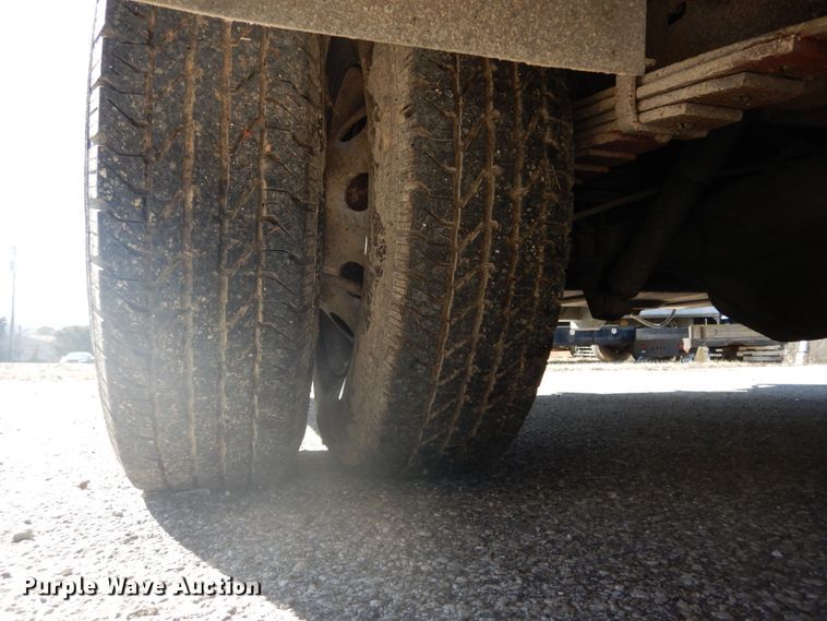 image for item GB9788 1993 Ford Econoline E350 ambulance