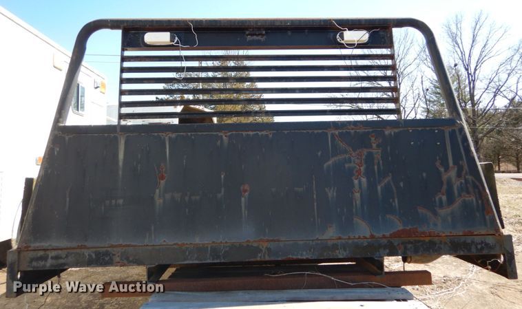 image for item GB9792 2004 Maxwell flatbed