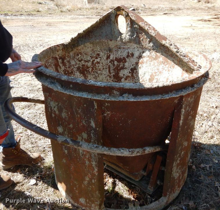 image for item GB9793 Conical concrete bucket