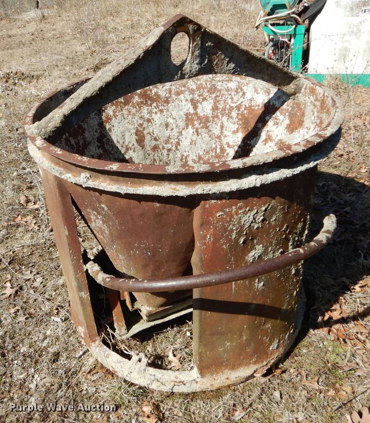 image for item GB9793 Conical concrete bucket