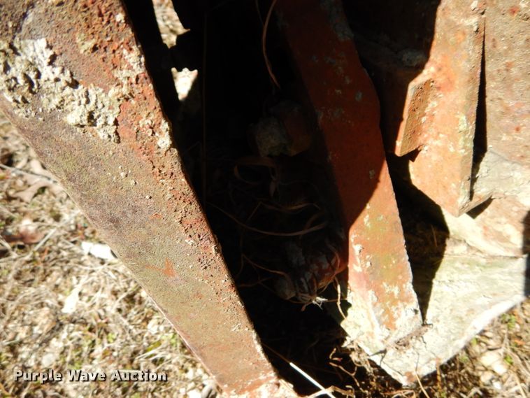 image for item GB9793 Conical concrete bucket