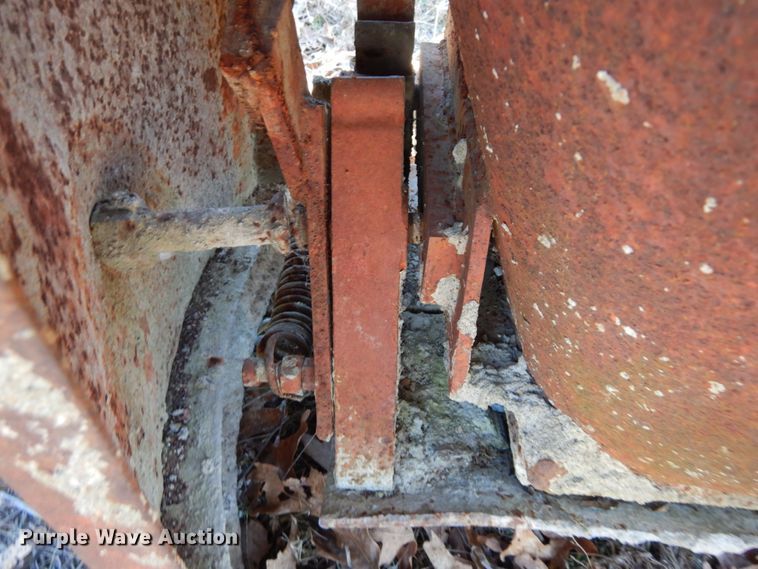 image for item GB9793 Conical concrete bucket