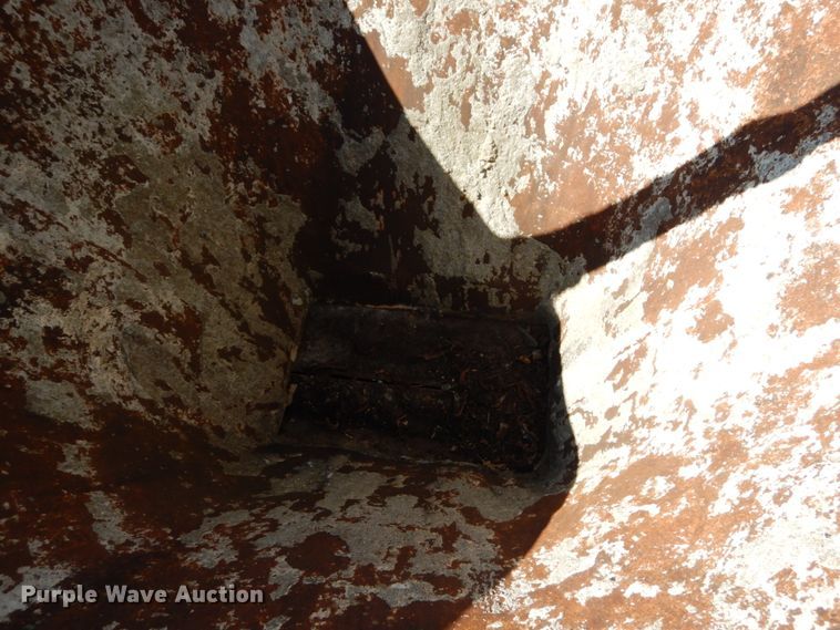 image for item GB9793 Conical concrete bucket