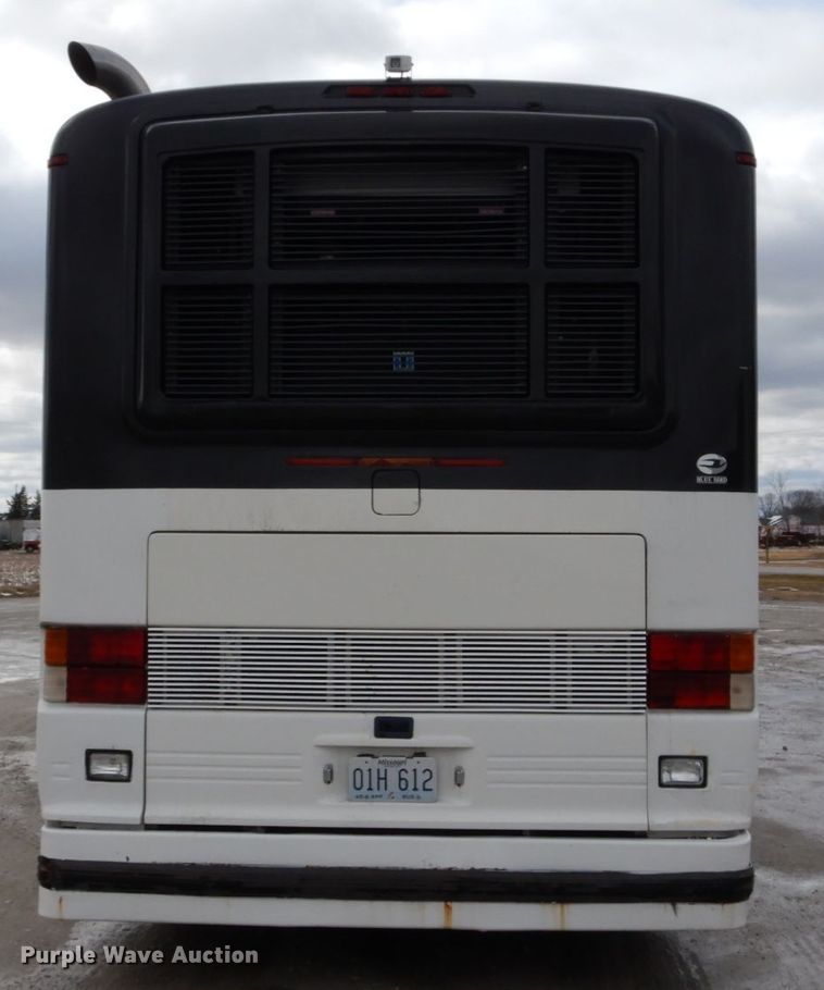 image for item GB9802 2000 Blue Bird LTC-40 coach bus