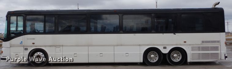 image for item GB9802 2000 Blue Bird LTC-40 coach bus