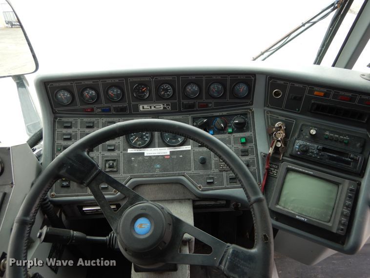 image for item GB9802 2000 Blue Bird LTC-40 coach bus