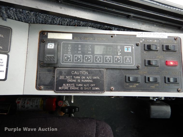 image for item GB9802 2000 Blue Bird LTC-40 coach bus