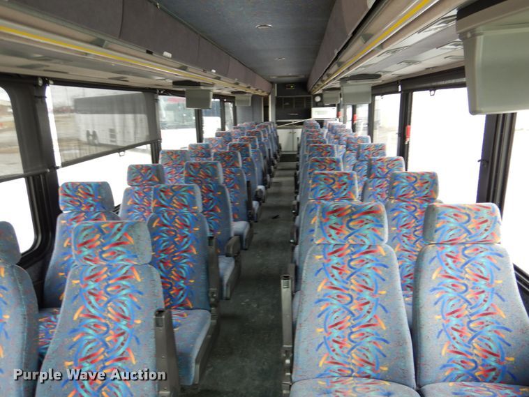 image for item GB9802 2000 Blue Bird LTC-40 coach bus