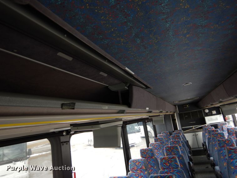 image for item GB9802 2000 Blue Bird LTC-40 coach bus