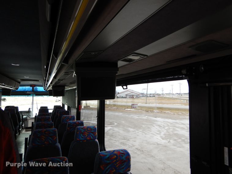 image for item GB9802 2000 Blue Bird LTC-40 coach bus