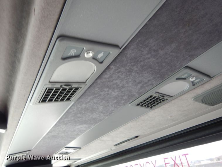 image for item GB9802 2000 Blue Bird LTC-40 coach bus