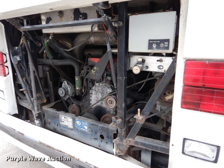 image for item GB9802 2000 Blue Bird LTC-40 coach bus