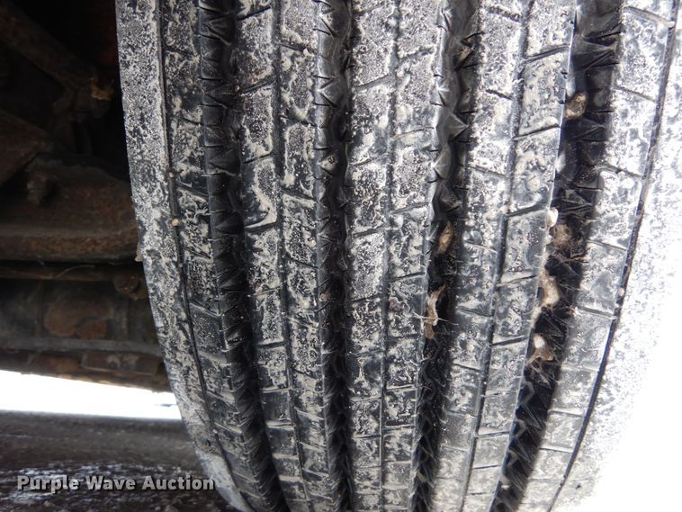 image for item GB9802 2000 Blue Bird LTC-40 coach bus