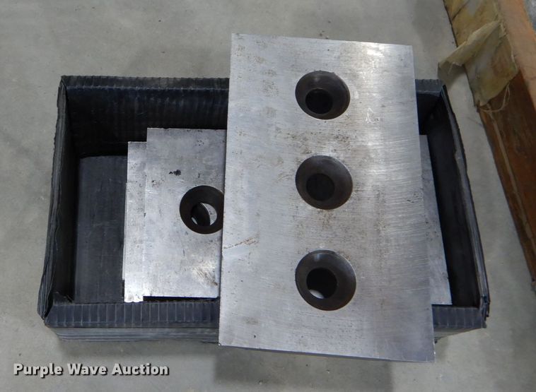 image for item GB9804 Bandit 200+ wood chipper