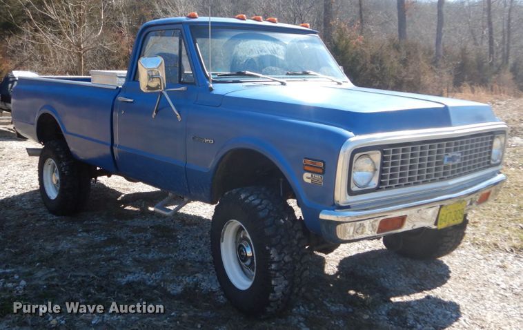 image for item GB9805 1971 Chevrolet Custom 20 pickup truck