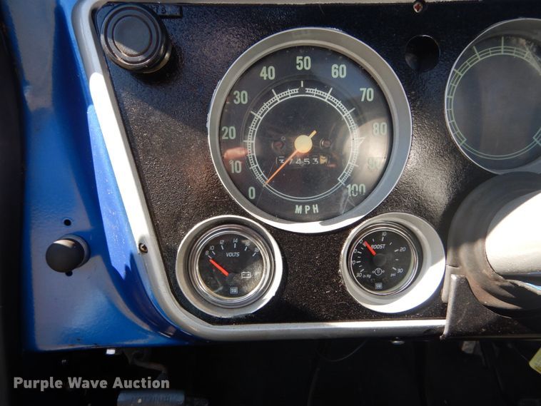 image for item GB9805 1971 Chevrolet Custom 20 pickup truck